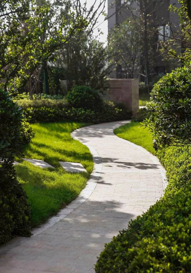 十二年,一个生肖轮回,那个叫家的地方愈加丰饶