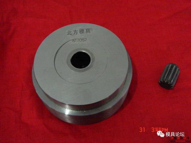 金刚石拉丝模具：高效精密铸造之利器