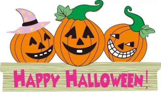 在课堂上开一个paty 昏暗的烛光,狰狞的图案 橘色的南瓜灯,惊悚的骷髅