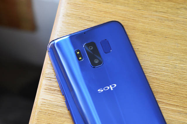 千元全面屏普及者 赛博宇华sop s9图赏_手机搜狐网