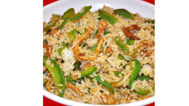 家常菜谱-肉丝炒饭的做法