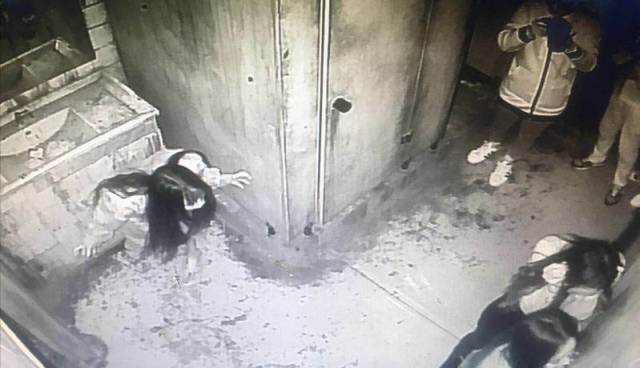 今晚6点,居然有人要在鬼屋直播…