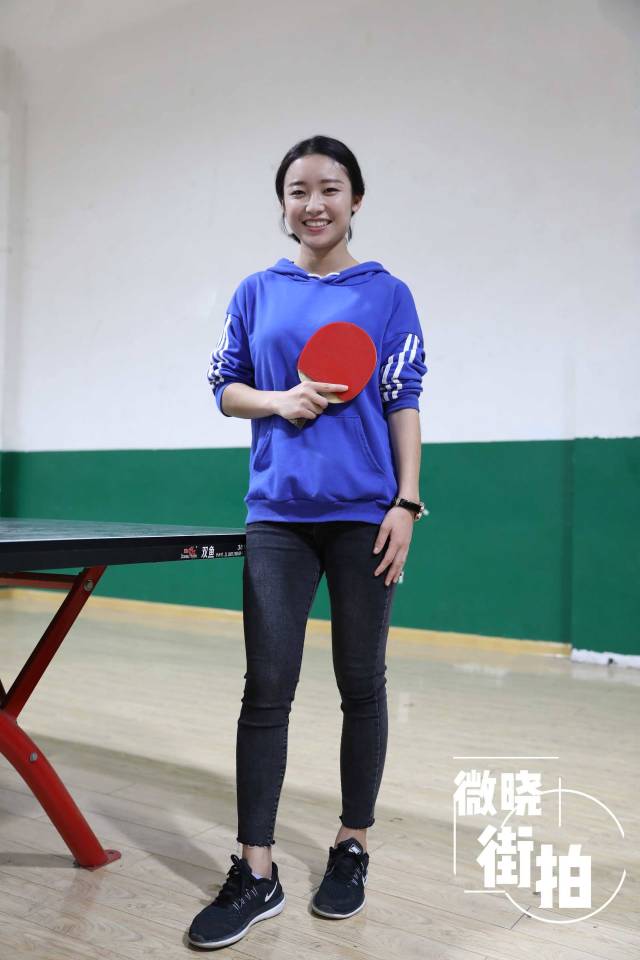 李晓晓乒乓球图片