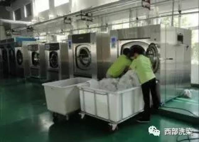 酒店洗衣房设备升级：打造高效清洁体验