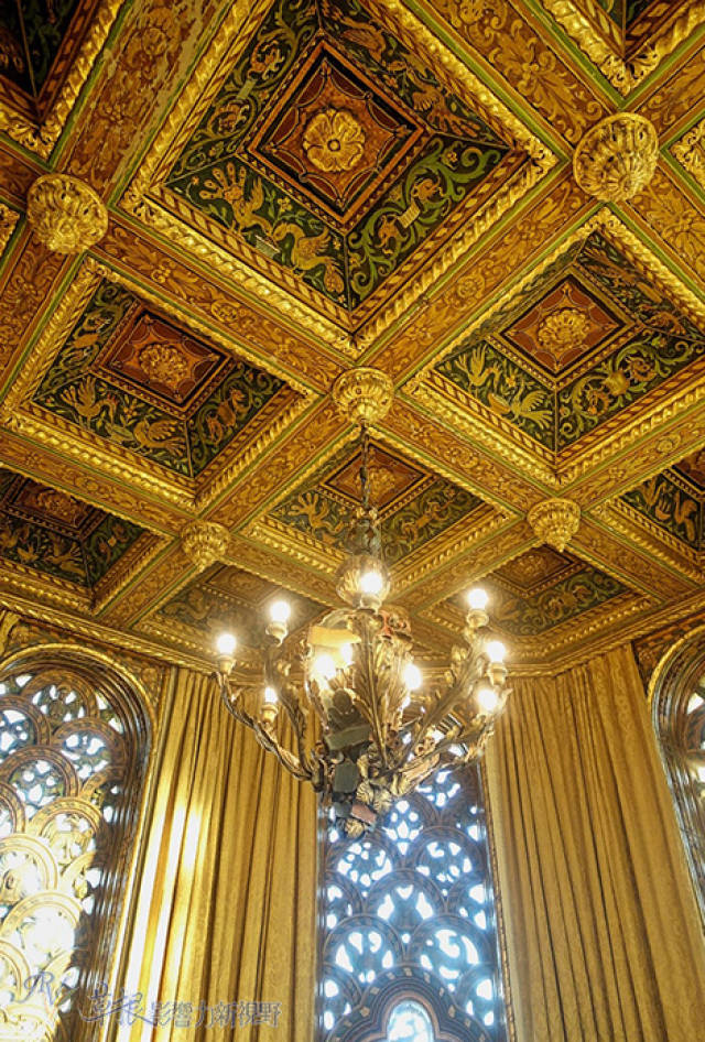 繁华富丽的加州赫式城堡