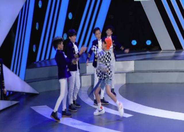 她长相甜美却声音粗犷,超大反差惊呆姜桂成等