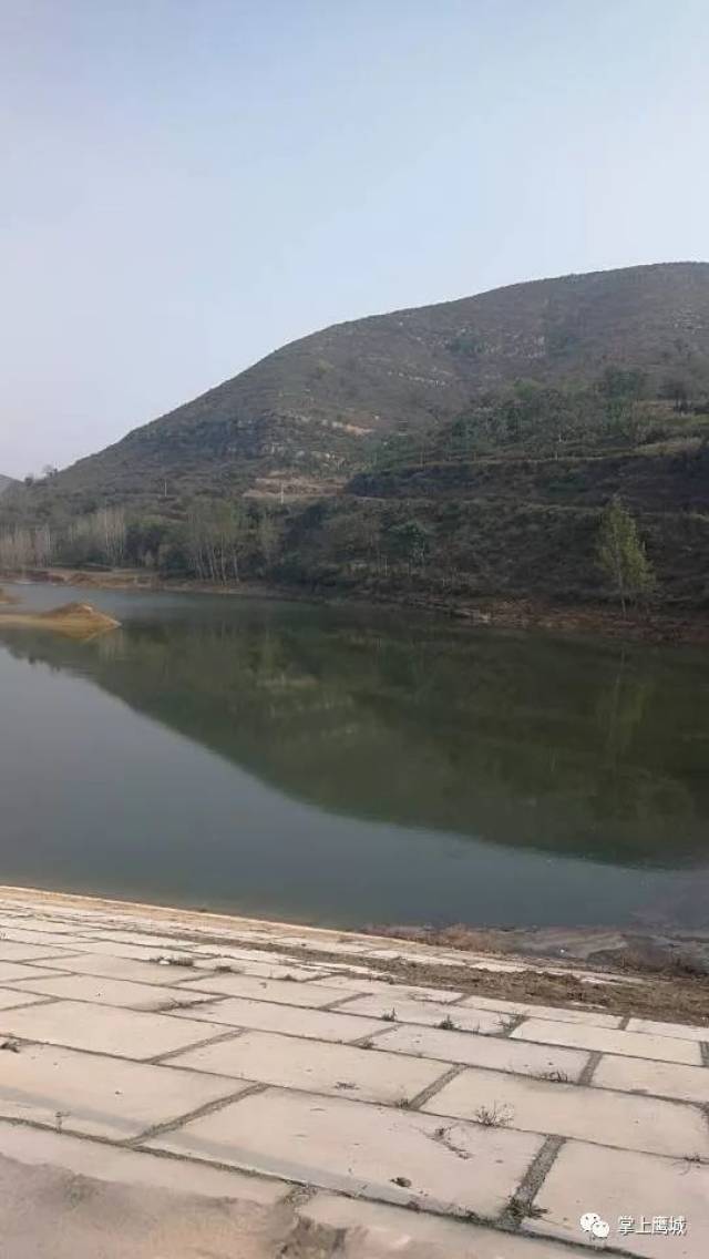 想去的小伙伴,直接在地图上搜索 "郏县空山洞村"选择导航就可以啦