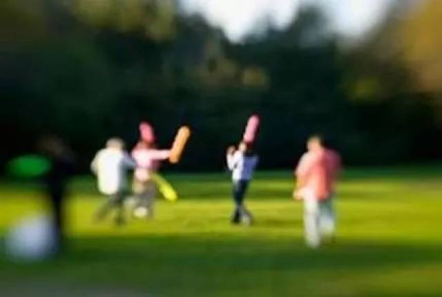 弱视是一种严重危害儿童视功能的眼病,如不及时治疗可引起弱视加重