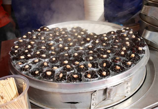 11月2日,眉县全国名优小吃嘉年华开幕以来,吃货集结号已经吹响,眉县