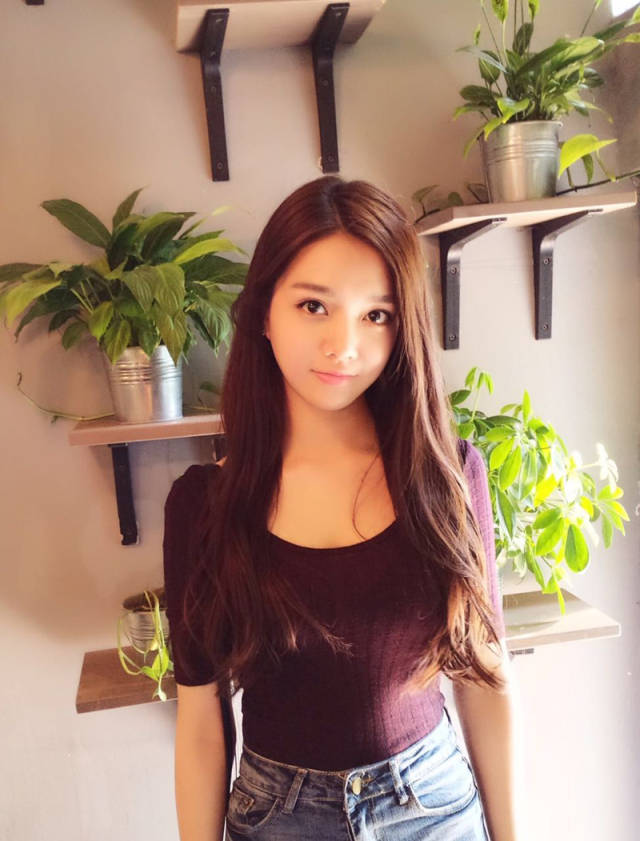 "甜甜圈女孩"赖婧,一双灵动大眼,俏皮可人!