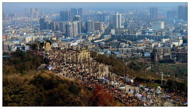 成都天府新区视高镇区1万/平米的房子你敢买吗?