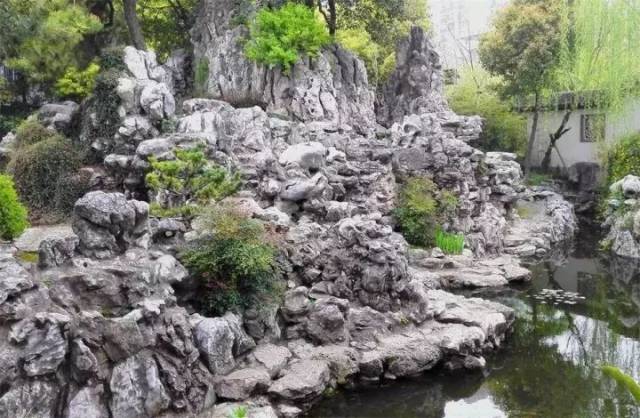 南京瞻园的明代大假山,气势不凡