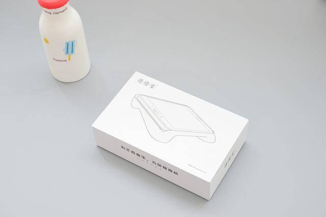 手游开黑神器 撸撸宝游戏手柄开箱图赏