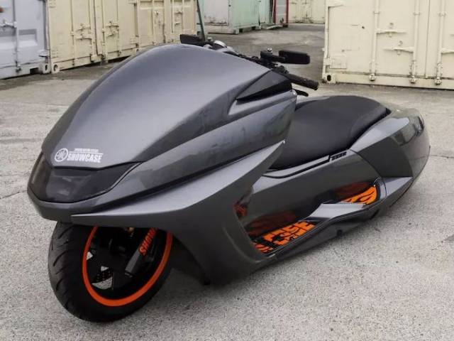 犹如游艇的雅马哈cp250 maxam改装踏板