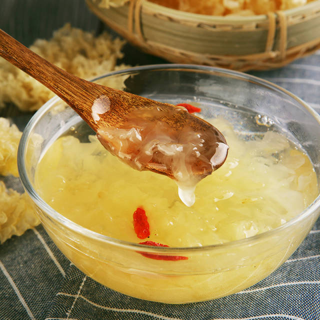 气血不足易衰老!女人多吃6种食物,调理气血显年轻