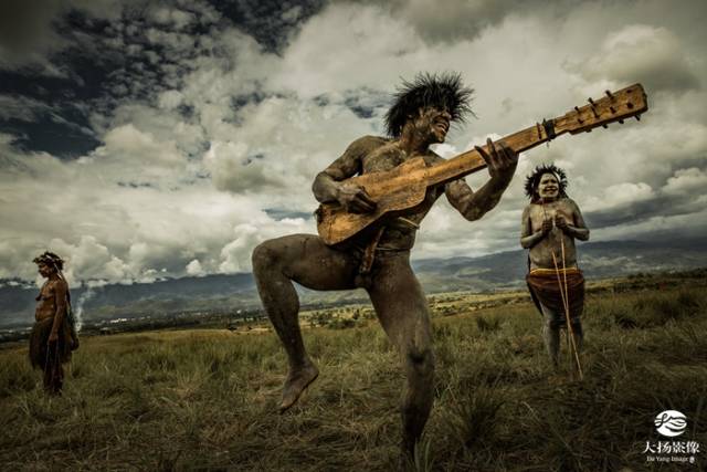 张晓青《巴布亚原始人-papua tribal people》