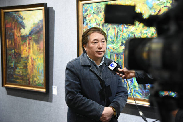 "于天堂致敬梵·高"侯巍北京油画艺术展在京隆重开幕