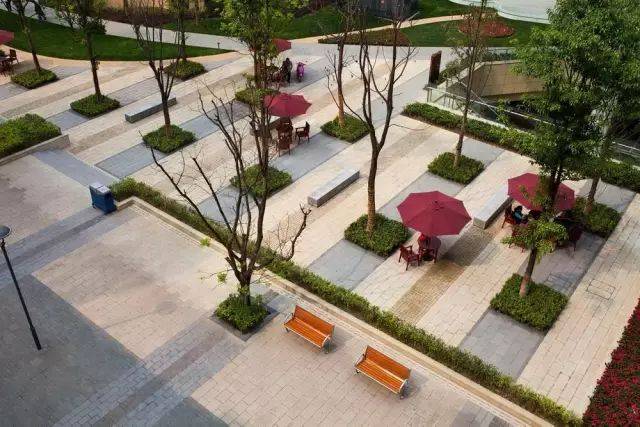 精选70例各式林荫广场!