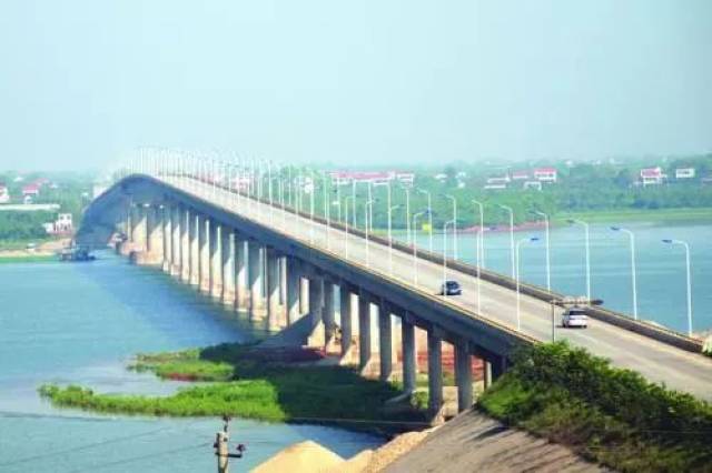 沅江人注意了白沙大桥今日起至12月31日将维修施工