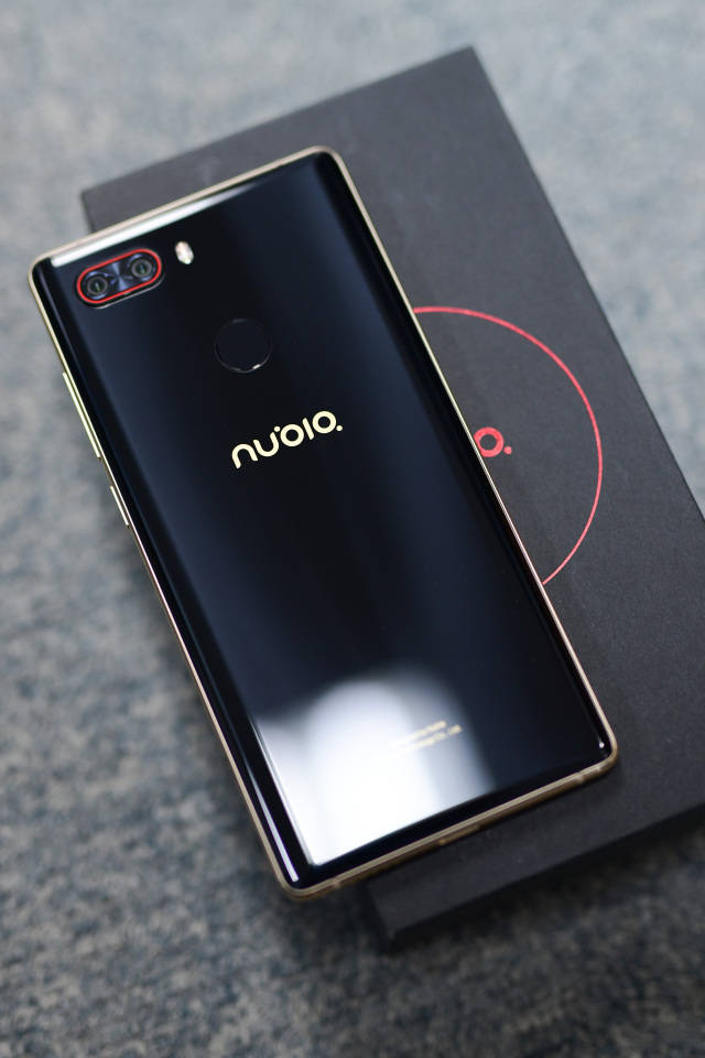 双s图赏 | 当大气内敛的z17s,遇上青春洋溢的z17minis