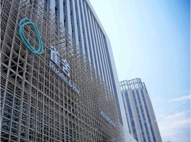 地址 宁波 鄞州区 四明西路128号  交通 近鄞州万达广场,罗蒙环