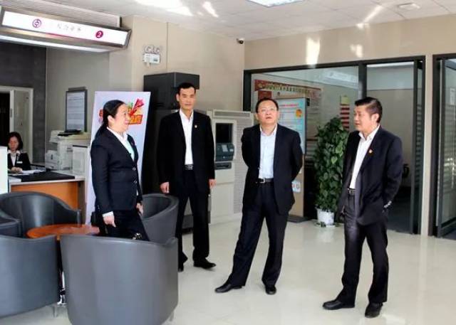 中行徐州分行薛冬行长一行密集走访辖内基层网