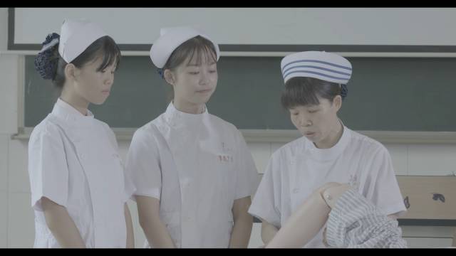 广州新海颐养苑院长凌淑芬院长 长期担任我院客座教授