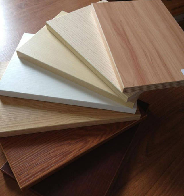 国内装修非常流行的生态板,是由各类细木工板,多层板,osb板等做为基材