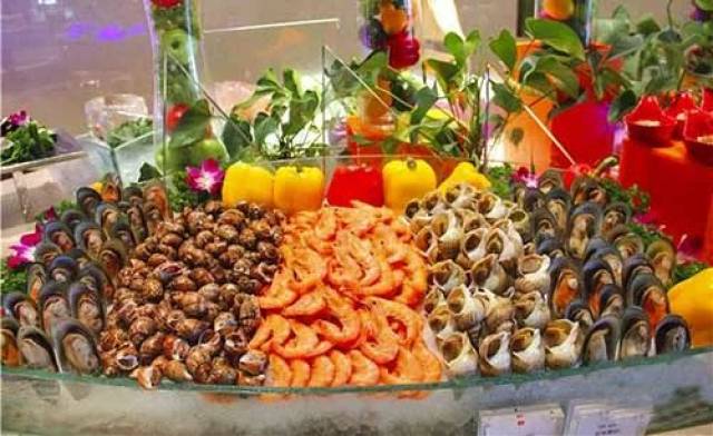 《翡翠山华美达酒店》 东莞《富盈酒店》,豪叹5大丰富自助餐,重本包