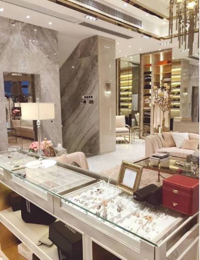 感受下网红刘钰懿的衣帽间:妒忌简直使我质壁分离!