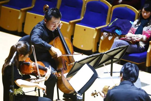 本场音乐会上,姜帅,肖晓虎与郝楠三位音乐家共同演奏了他的