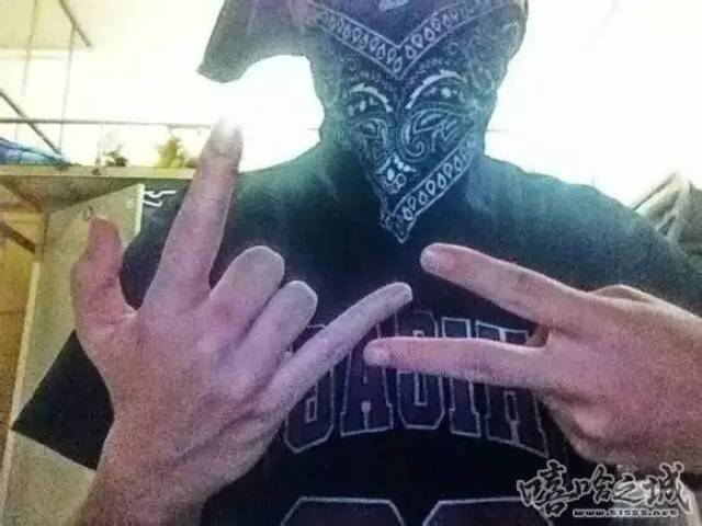 hiphop最基本的手势,你必须要懂!