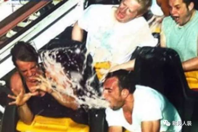 有群可怜人一打游戏就吐,跟怀孕了似的