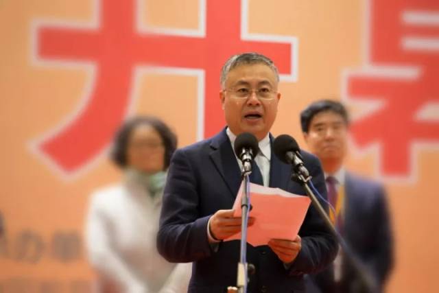 唐山市人民政府副市长——曹全民 唐山市人民政府副市长曹全民在讲话