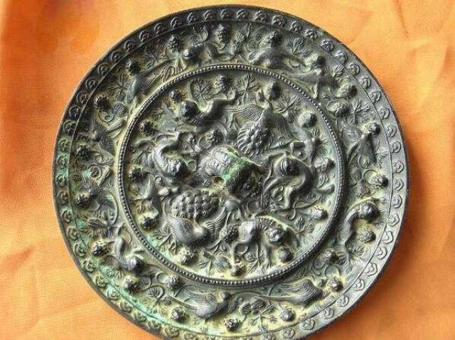 古代铜镜哪种价值最高,有一面铜镜就是财富!