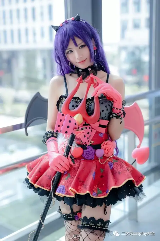 《love live!》小恶魔觉醒场照,漂亮又美腻的的东条希cos