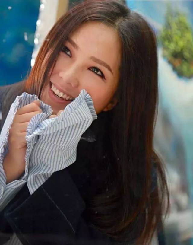 卫兰:年老了不再飞,无那份勇气