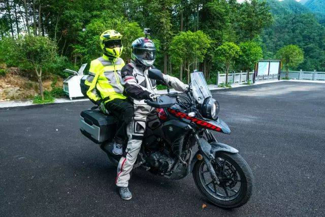 从你的世界路过豪爵铃木dl250abs测评摩旅篇