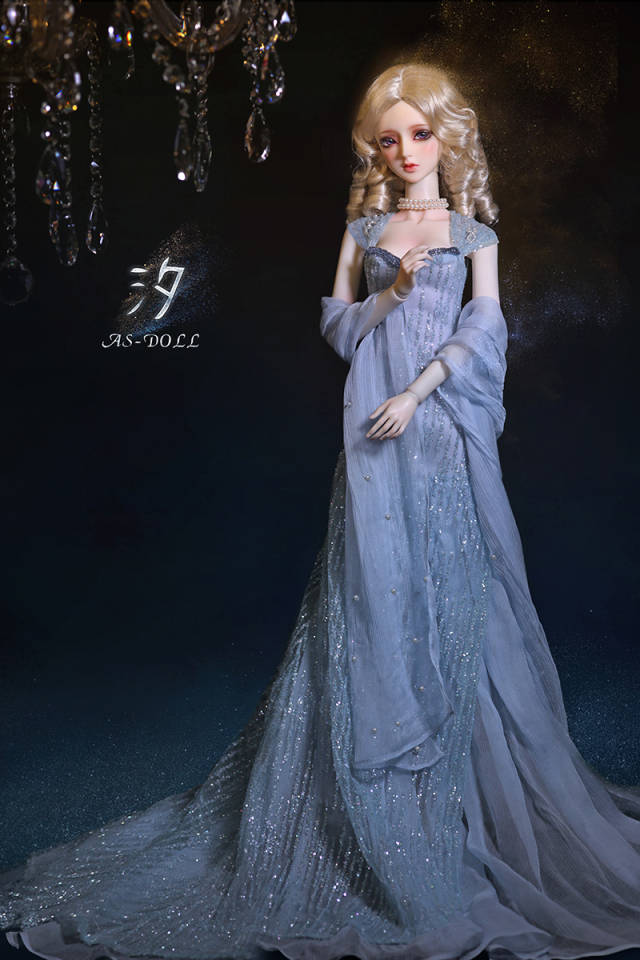 美如画,身穿礼服的asdoll娃社的bjd娃娃,她的名字叫冰语