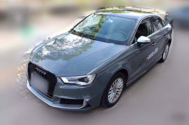 奥迪a3超亮水泥灰车身改色贴膜效果图 流行色