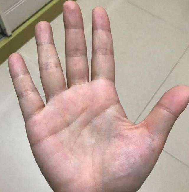 "穷命"的手相,怕是难发大财,一辈子劳碌!