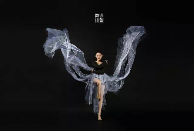 舞蹈人像【轻纱漫·舞朦胧】出镜:黄丽霞 摄影:张晓成