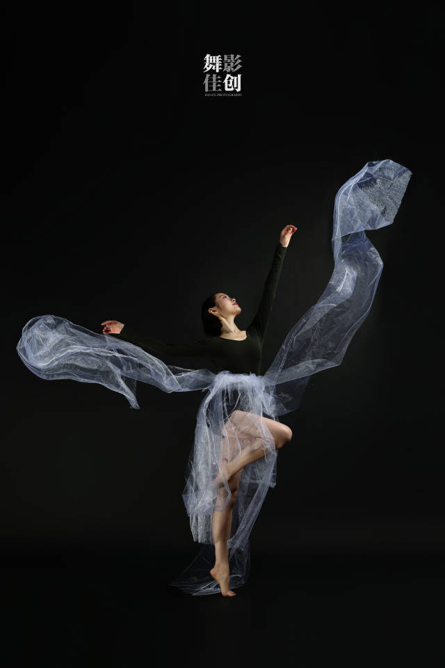 舞蹈人像【轻纱漫·舞朦胧】出镜:黄丽霞 摄影:张晓成