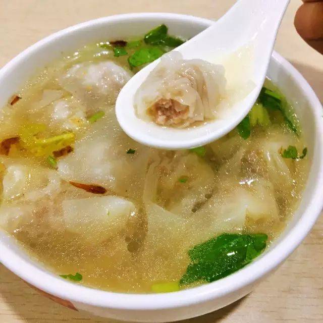 苏州小吃快餐：品味古城美食的便捷选择