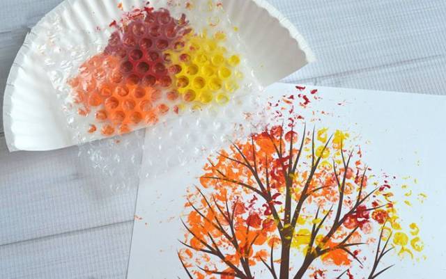 包裹里的泡泡膜除了捏碎,竟有这么多妙用,千万别扔!