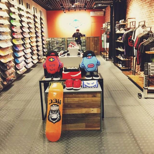 滑板教学丨想让孩子入门滑板却不知道该如何开