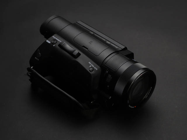 首款民用级4k hdr手持式摄像机 索尼ax700外观图赏_手机搜狐网