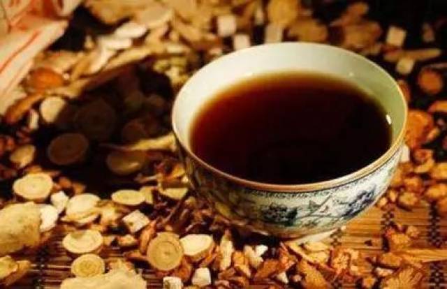 中药配方：传承与创新之间的微妙平衡