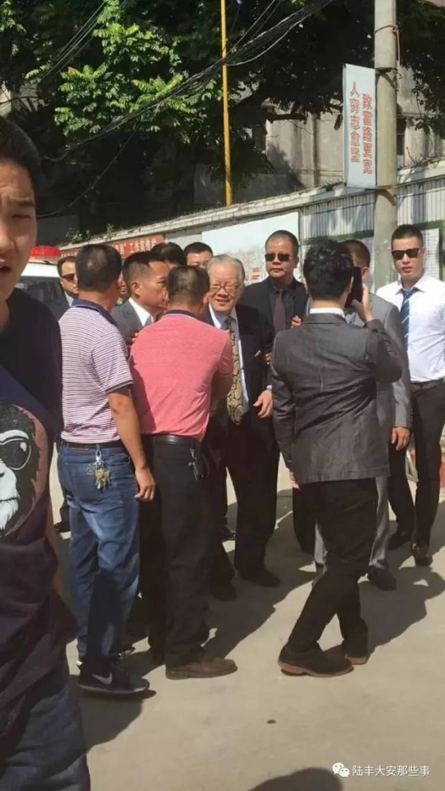 大场面!向华强的哥哥向华炎先生,回陆丰大安啦