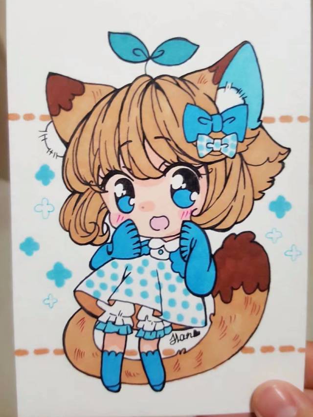 铅笔(很普通那种) 橡皮(依然很普通那种) touch mark勾线笔 慕娜美